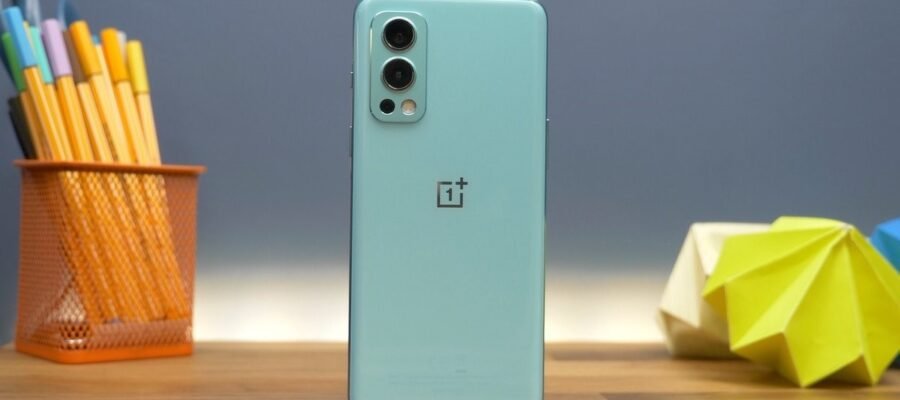 OnePlus Nord 2 - design si specificatii
